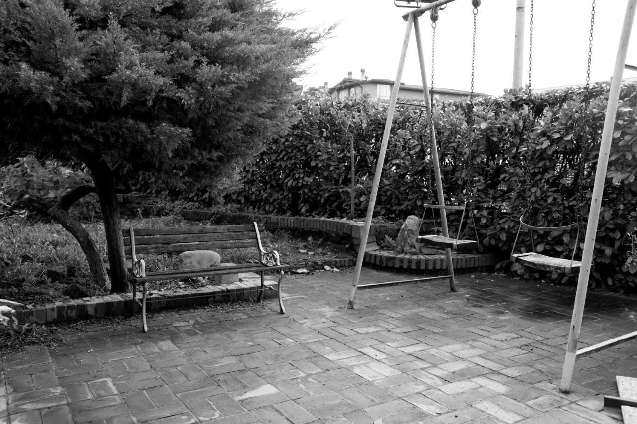 L'Acchiappasogni Bed And Breakfast Colle di Fuori Exteriör bild