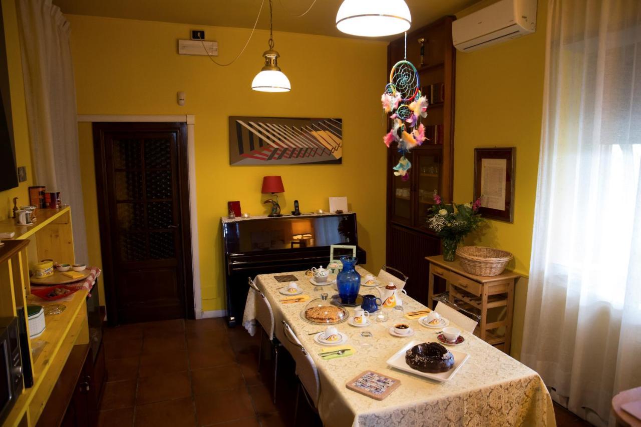 L'Acchiappasogni Bed And Breakfast Colle di Fuori Exteriör bild